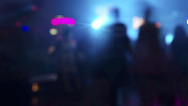 Polisi menyatakan membutuhkan waktu memeriksa pemilik ruko dan 141 orang yang terjading dalam penggerebekan pesta diduga khusus untuk kaum gay.