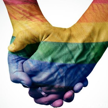 Viral Selebgram Dinikahi Gay, Bisakah Penyuka Sesama Jenis 'Sembuh' gegara Pernikahan?