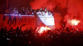 Real Madrid Rela Tempuh 500 KM Demi Penggemar