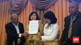 Surat Lengkap Ahok dari Tahanan Mako Brimob