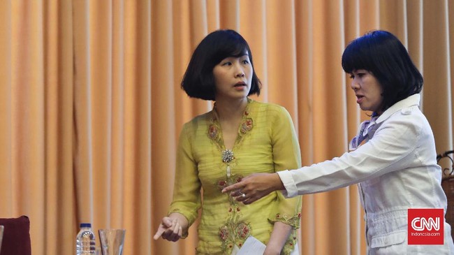 Netizen turut bereaksi terhadap gugatan cerai Ahok terhadap Veronica Tan. Ada yang mengaku sedih, namun tak sedikit yang menganggapnya berita hoaks.