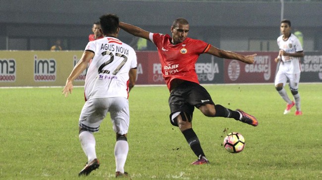 Pelatih Persija Jakarta Stefano 'Teco' Cugurra mengakui timnas Indonesia U-19 tampil lebih baik dari skuat asuhannya pada laga uji coba, Rabu (24/5).