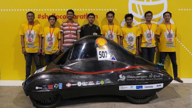 Dua tim dari UNS Solo dan ITS Surabaya mewakili Asia di ajang balap mobil hemat energi di London, Inggris. Bagaimana peluang mereka?