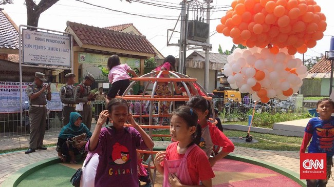 Sejumlah perusahaan swasta bersedia menyiapkan lahannya untuk disulap menjadi ruang publik terpadu ramah anak (RPTRA) di Jakarta.