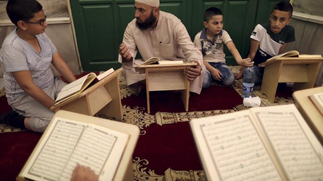 Persiapan Yerusalem Sambut Ramadan