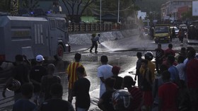 Karyawan Mogok, Empat Mobil Freeport Dibakar