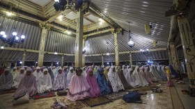 Sultan HB X Izinkan Tarawih di Masjid, RK Lanjutkan Vaksinasi