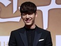 Penampilan Perdana Kim Woo Bin Setahun setelah Vonis Kanker
