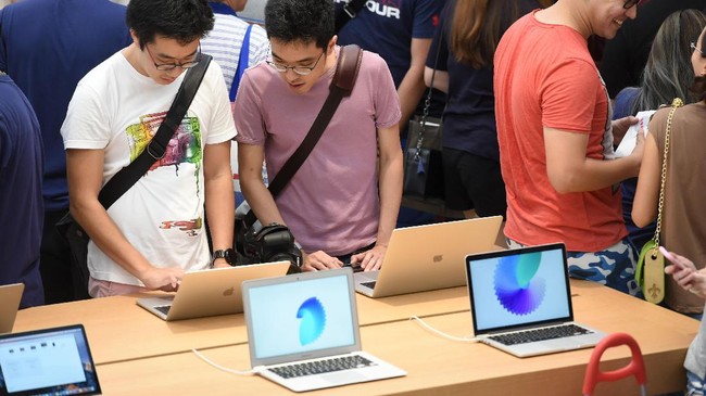 Selain di Serpong, Apple direncanakan membangun dua pusat inovasi lain di Sumatera Utara dan Jawa dengan nilai investasi US$44 juta atau Rp586 miliar.
