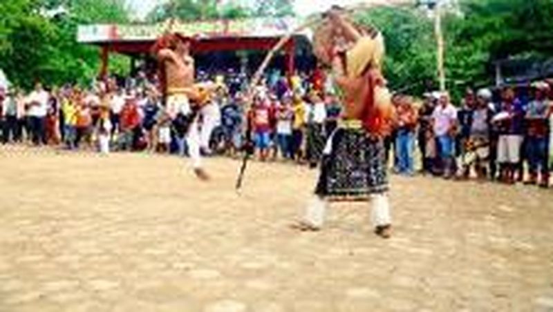 Menpar Arief Yahya menyebut potensi pariwisata Flores lengkap.