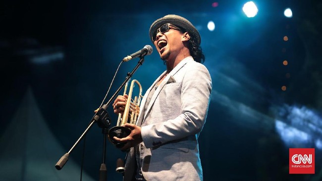 Panggung Para Legenda Pungkas Bali Blues Festival 2017
