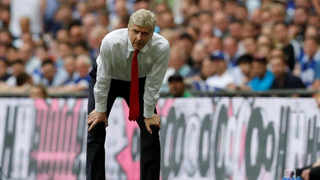 Arsene Wenger akui anak asuhnya ketakutan menghadapi Chelsea di awal babak pertama semifinal Piala Liga, Rabu (24/1) waktu setempat.