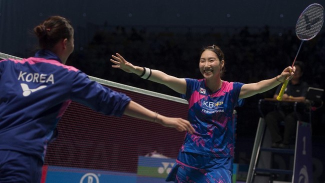 Babak final Piala Sudirman antara China dan Korea Selatan berlangsung ketat dan saling mengejar poin. Akhirnya Korsel jadi juara dengan kemenangan 3-2.