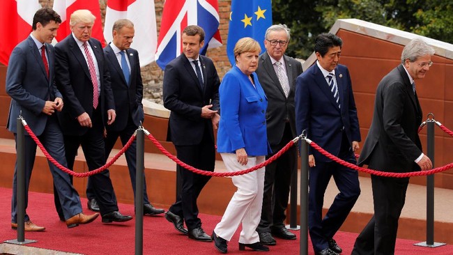 Kanselir Jerman Angela Merkel memperingatkan warga Eropa agar bisa menentukan nasib sendiri, tak terus mengandalkan AS dan sejumlah negara sekutu lainnya.