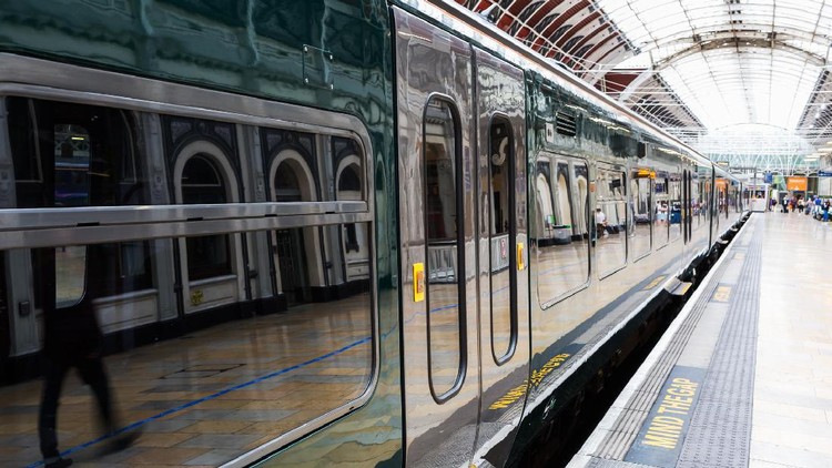 ilustrasi stasiun kereta api