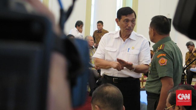 Pemerintah mengkaji skema pembiayaan dana filantropi dari dermawan maupun lembaga multilateral dunia sebagai opsi pembiayaan proyek infrastruktur.