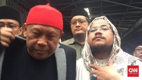 Kuasa Hukum: Eggi Sudjana ke Arab Ikut Program Haji Khusus