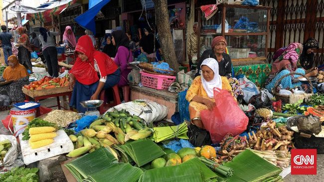 Harga sayur mayur di Sumut semakin mahal imbas curah hujan tinggi menyebabkan banjir di sejumlah sentra produksi.