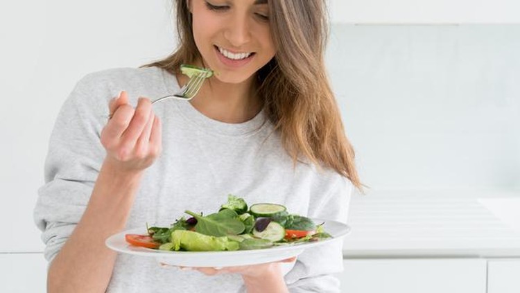 Para ahli menyarankan ibu yang akan atau sedang menjalani program bayi tabung untuk melakukan diet mediterania. Apa itu?
