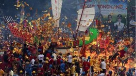 Festival Bakar Tongkang Kembali Digelar di Riau