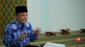 Hukum Membangunkan Orang Sahur dengan Suara Keras