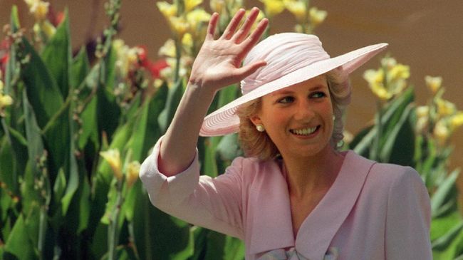 Setelah melahirkan Pangeran Harry, Pangeran Charles sempat melontarkan 'lelucon' yang melukai Putri Diana. Charles sendiri menganggapnya hanya lelucon.
