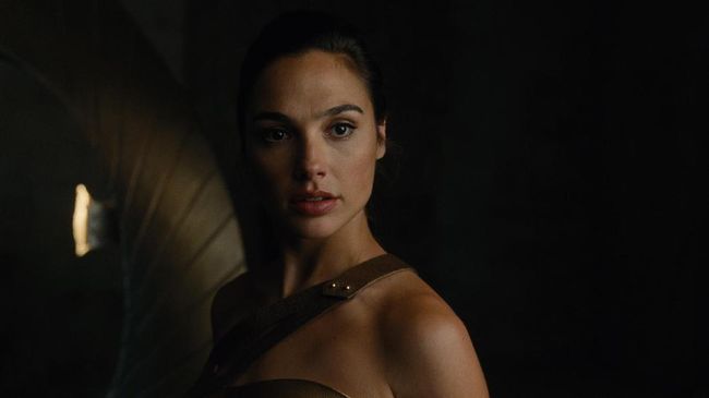 Aktris asal Israel, Gal Gadot, mengaku menangis ketika pertama kali menonton film yang ia bintangi, Wonder Woman 1984.