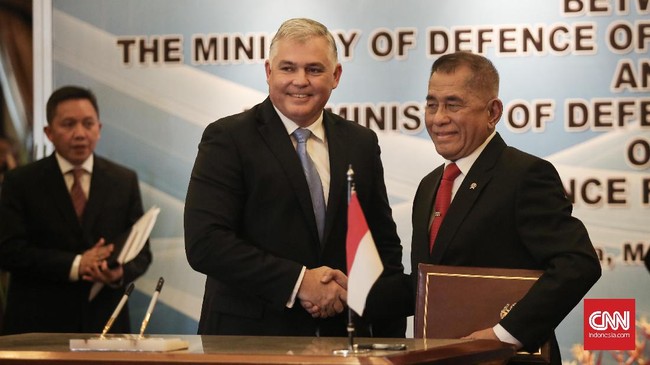 Ryamizard Ryacudu dan Mark Mitchell menandatangani delapan poin kesepakatan untuk memperkuat kerja sama pertahanan Indonesia dan Selandia Baru.