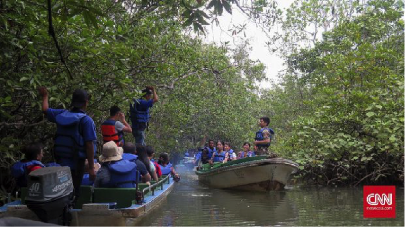 Ribuan wisatawan hingga kini masih memilih keindahan Lagoi, Bintan, Kepulauan Riau menjadi destinasi wisata.