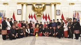 Perlu Rombak Tim Ekonomi Demi Angkat Rupiah