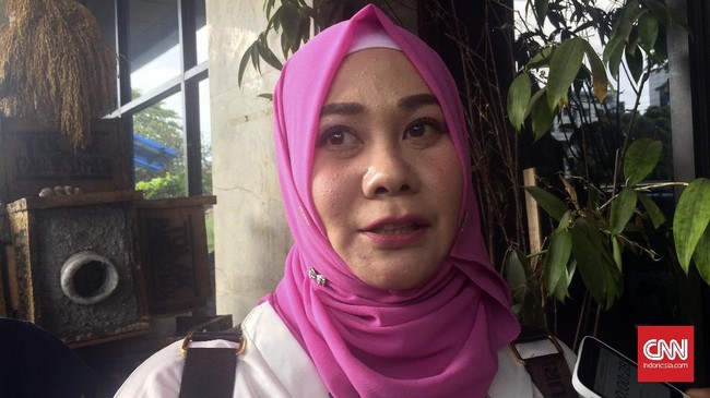 Korban persekusi terkait 'The Ahok Effect', dokter Fiera Lovita lebih memikirkan kondisi psikologis kedua anaknya daripada melaporkan balik FPI ke polisi.