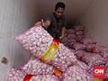 Harga Bawang Putih dan Cabai Rawit 'Menggigit'