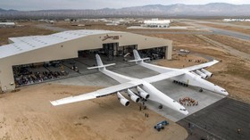 Stratolaunch, Pesawat yang Lebih Besar dari Lapangan Bola