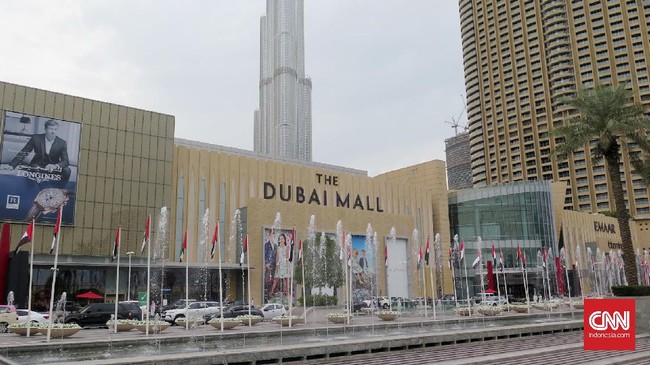 Pemerintah Kota Dubai, Uni Emirat Arab, menerapkan lockdown dan mengancam menghukum warga bepergian tanpa alasan mendesak.