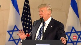 Trump Tunda Pemindahan Kedutaan AS dari Tel Aviv ke Yerusalem