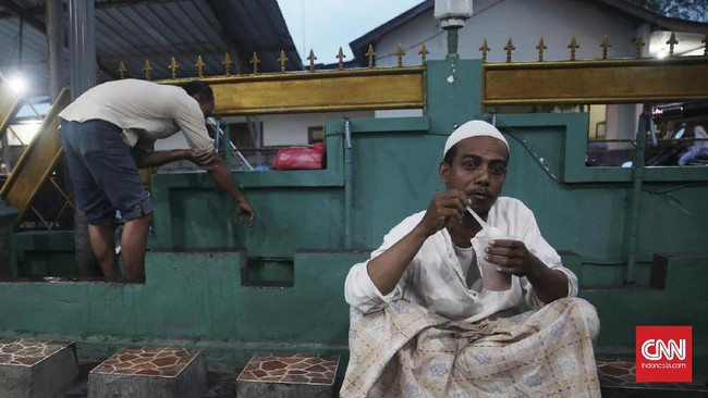 Buka Puasa ala Warga Pendatang di Bali