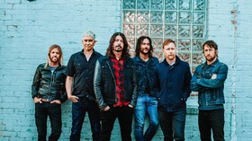 Foo Fighters Boyong 3 Piala Grammy Awards 2022