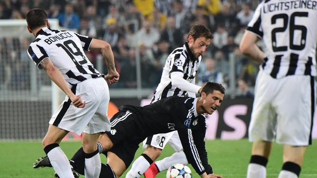 Juventus dan Real Madrid siap adu kualitas dan strategi pada final Liga Champions di Cardiff. Berikut prediksi dari para jurnalis CNNIndonesia.com.