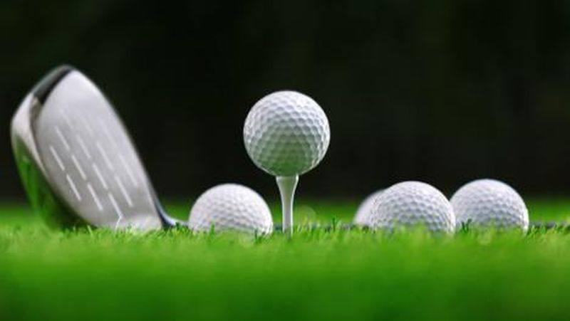 Kementerian Pariwisata (Kemenpar) makin gencar menawarkan wisata golf di Tanah Air.