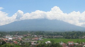 Gunung Marapi Meletus, Jarak Aman Radius 3 Kilometer