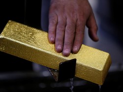Ini yang Bikin Harga Emas Melambung Tinggi