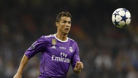 Pesta 600 Gol Ronaldo di Balik Trofi Liga Champions