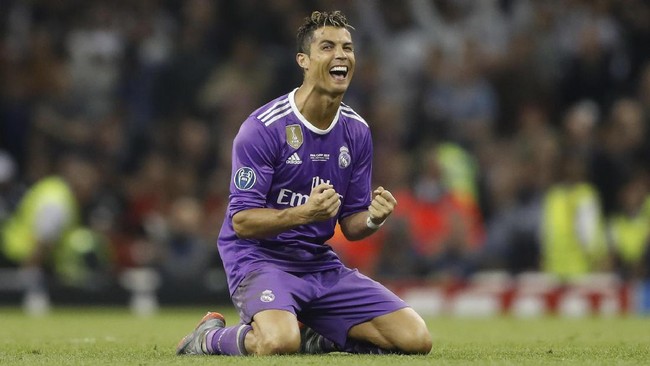 Bukan hal mudah menjual Cristiano Ronaldo. Real Madrid mencantumkan klausul pelepasan kontrak yang sangat besar, yakni 1 miliar euro (setara Rp14,8 triliun).