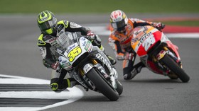 Crutchlow: Meski Kesal, Percuma Pukul Pedrosa
