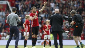 Michael Carrick Pensiun di Akhir Musim