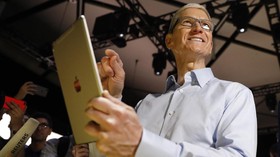 iPhone 8 Belum Rilis, CEO Apple Kantongi Bonus Rp1,2 Triliyun