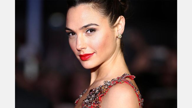 Bintang Wonder Woman, Gal Gadot, mengumumkan kabar bahagia melalui akun Instagram bahwa dirinya tengah hamil lagi.