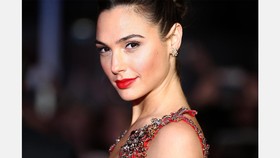 Bintang Wonder Woman Gal Gadot Umumkan Hamil Lagi