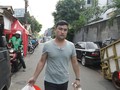 Reza Hambali, Lari dari Afghanistan Hingga Jadi Relawan