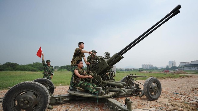 China telah menghabiskan dua dekade terakhir untuk membangun pertahanan persenjataan nuklir di darat dan laut.
